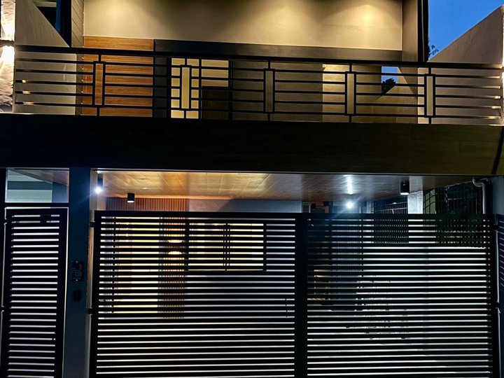 4-bedroom House For Sale in Greenwoods Pasig
