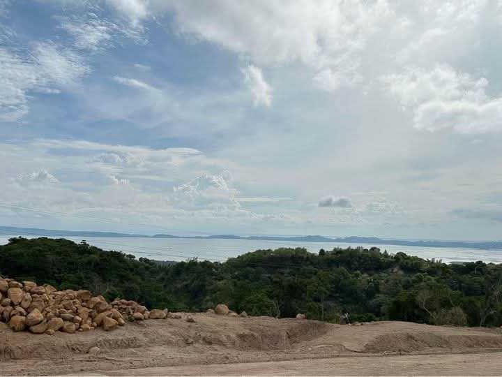 Lot for sale in alta monte pililla with over looking!