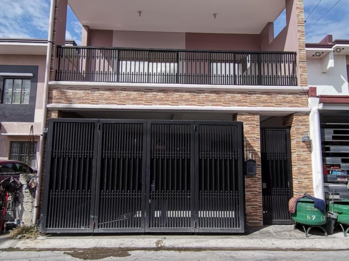 Pre-Owned 2-bedroom Townhouse For Sale in Dasmarinas Cavite