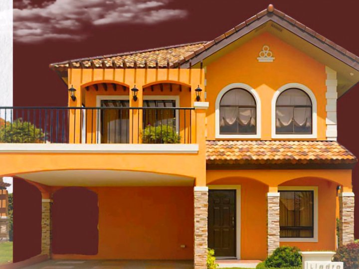 4BR RFO Ready house in PRIME project Sta Rosa Laguna nr Solenad Nuvali