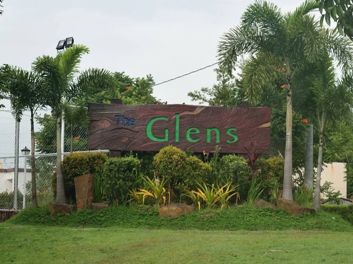 100 sqm lot  in The Glens San Pedro near Daang Hari