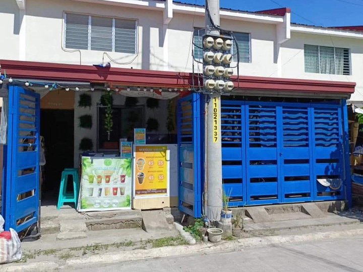 Pre-Owned 2-bedroom Duplex House For Sale in Mexico Pampanga