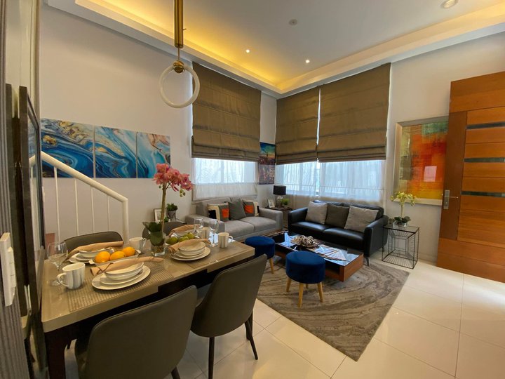 3 BEDROOM MODERN AND NEW DESIGN TOWNHOUSE FOR SALE LOCATED IN EDSA MUNOZ QUEZON CITY