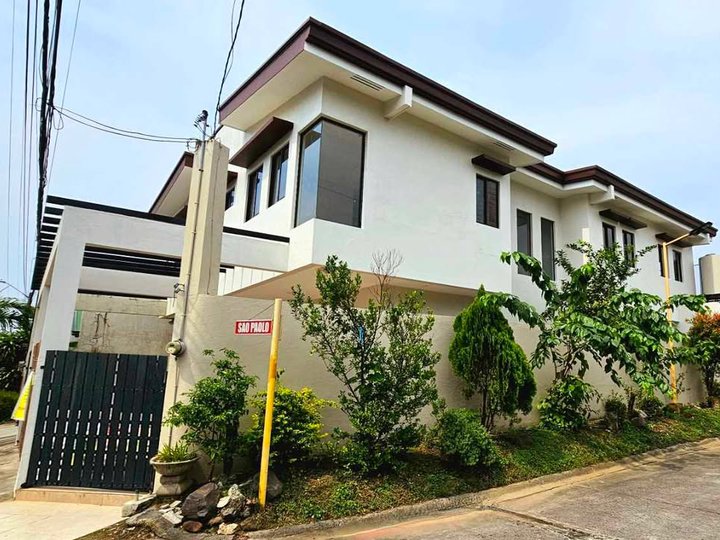 BF Homes, Las Pinas City  DUPLEX HOUSE FOR SALE IN BF HOMES  House and Lot Details: Lot - 140 sqm