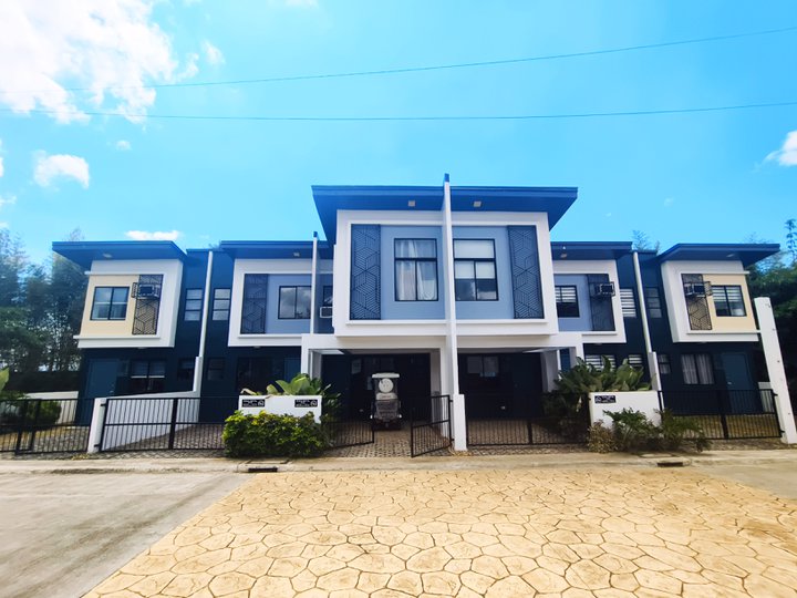 Fully Furnished turn over townhouse in Quezon Province