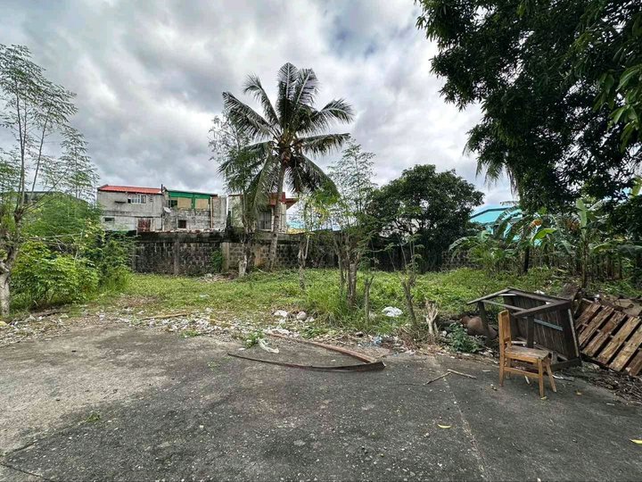 Pre-Owned Industrial Lot near Valenzuela Exit (Nlex) Property For Sale in Valenzuela