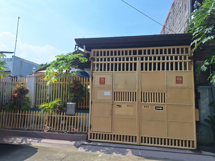 Pre-Owned 2-bedroom Single Detached House For Sale in Bacoor Cavite