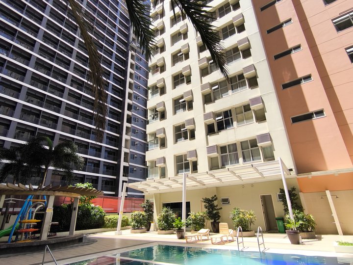 Rent to own condo for sale in Makati Paseo de roces near Makati med