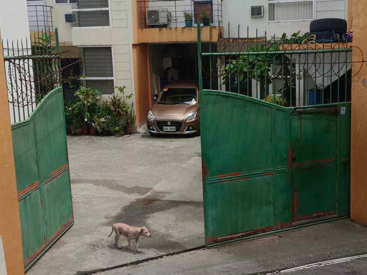 For sale corner house and lot at 6.5M