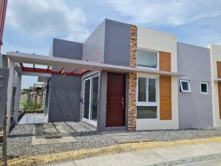 Onepropertee Single Attached Filipino- American Style House and Lot , near Tagbilaran City