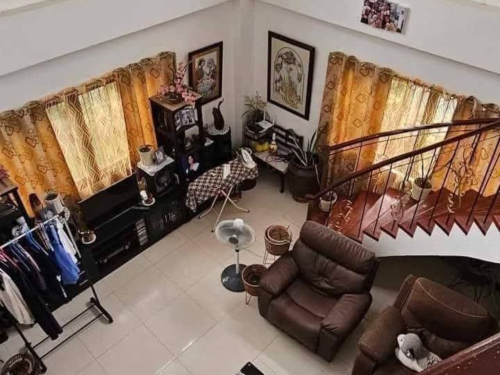 Pre-Owned 4-bedroom Single Detached House For Sale in Mactan Lapu Lapu Cebu