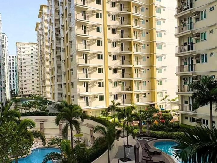 2bedroom condo in Pasay palm beach west Rfo near roxas blvd met live edsa pasay