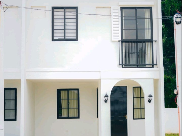 Townhouse Manor Classic 3-bedroom ready for occupany in Candelaria Quezon