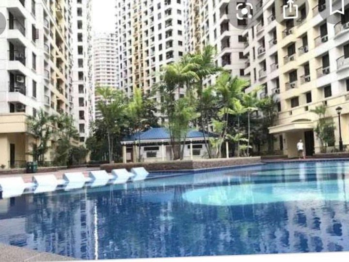 1 Big Bedroom with Parking for Sale in Forbeswood Heights Taguig City