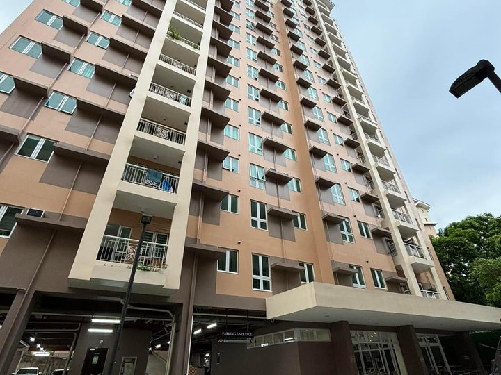 1BR Condo in Pasig Rochester near BGC Rent to own pet friendly 5%DP LIPAT AGAD!