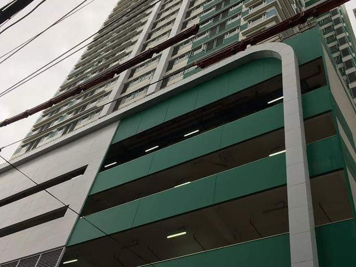 Studio Unit for Rent in University Tower 4 P Noval Sampaloc Manila