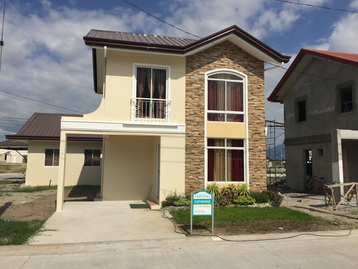 FOR SALE! BRAND NEW AND ELEGANT HOUSE AND LOT IN ANGELES PAMPANGGA