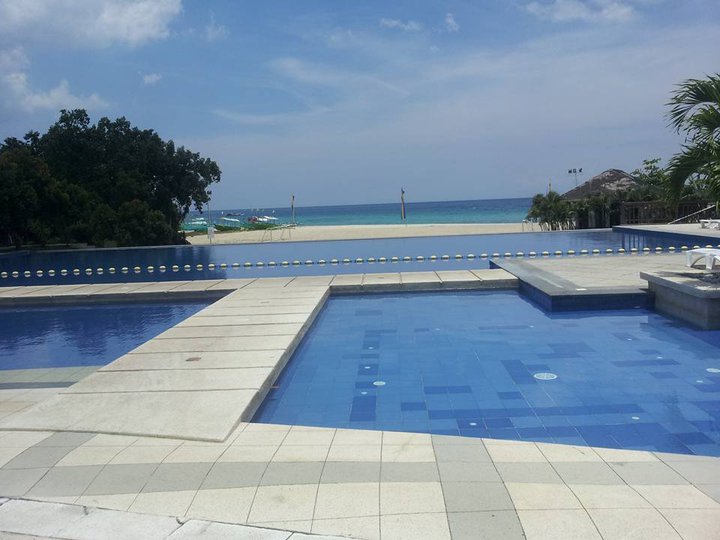 Beach lot for sale 279sqm Laiya
