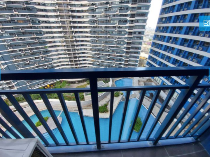 1 Bedroom Unit with Balcony for Rent in Air Residences Makati