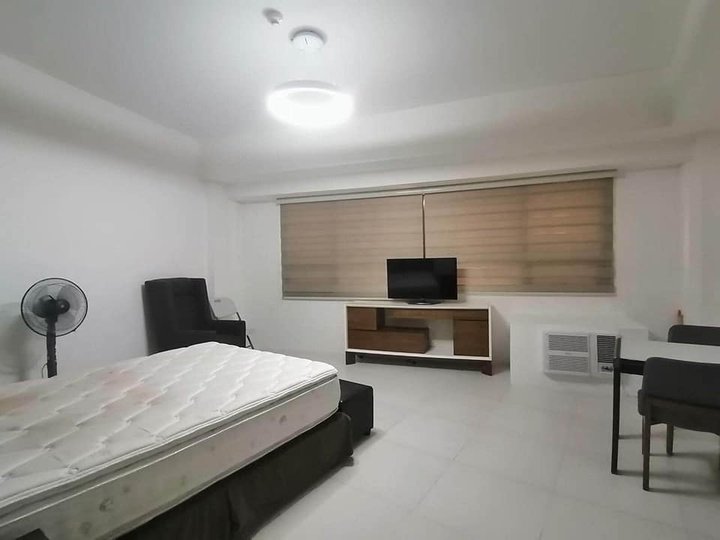 FOR RENT 1BR For Rent in Icon Tower 2