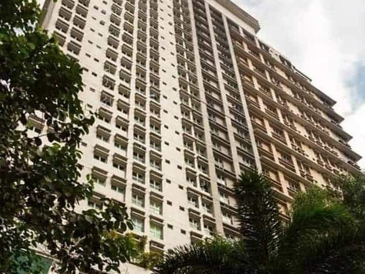 Condo near in BGC Taguig 3-BR 58 sqm with balcony 28K Monthly NO DO