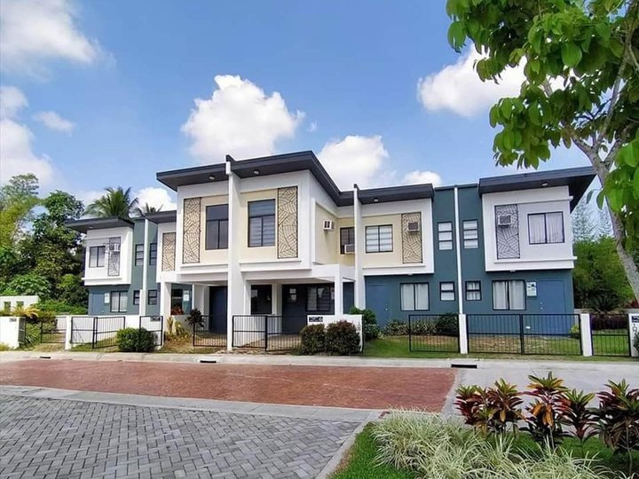 2 storey Townhouse For Sale in San Pablo Laguna