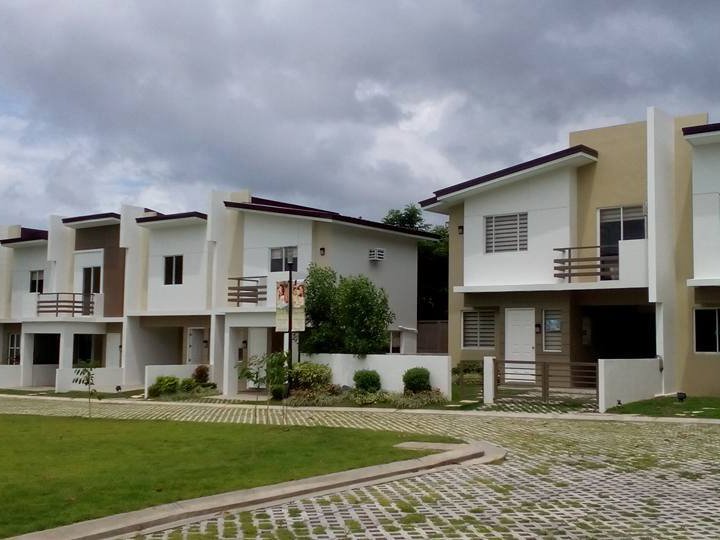 KAHAYA PLACE - 2 BR HOUSE AND LOT FOR SALE / COMPLETE