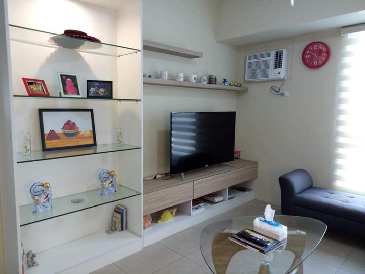 FOR SALE RFO 2BR WITH PARKING IN AVIDA 34TH BGC
