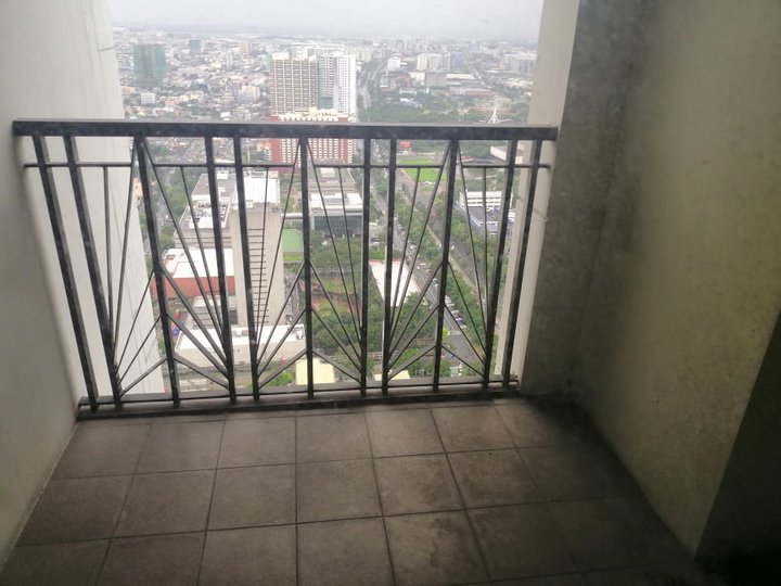1 Bedroom with Balcony for Rent in Admiral Baysuites Malate Manila