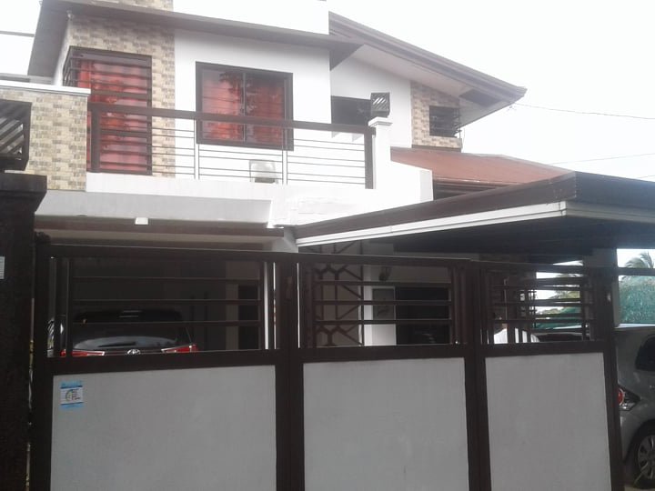 Spacious Lot for Sale with House in Amadeo Cavite very near Tagaytay