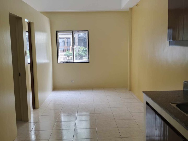 2 Bedroom Unit for Sale in Mindanao Avenue Quezon City