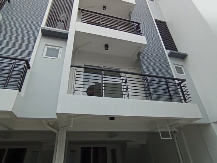 Spacious 3 Bedroom Townhouse for Sale in Cubao near SM & Ali Mall