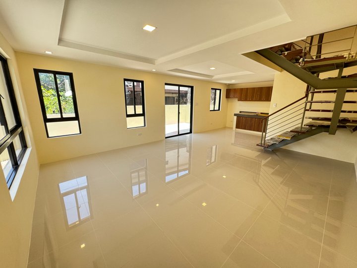 4 Bedroom single-attached house in Pilar Laspinas
