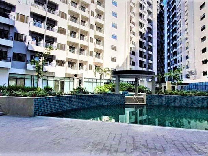 2 Bedroom with Balcony for Rent in Spring Residences Paranaque City