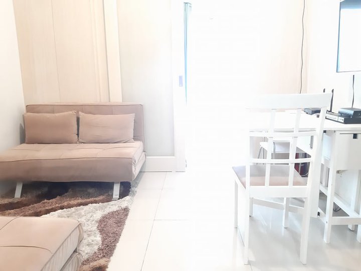1 Bedroom for Rent in Makati near RCBC near PBCOM Fully Furnished