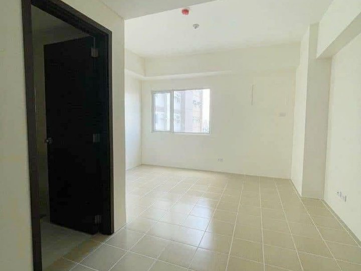 Discounted 23.42 sqm Studio Condo Rent-to-own in Mandaluyong Metro Manila