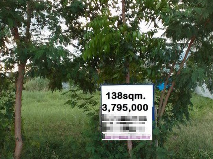 I'm selling 138sqm. 3.79M 5yrs to pay ,residential lot in Highway2000,Taytay Rizal 09759663299