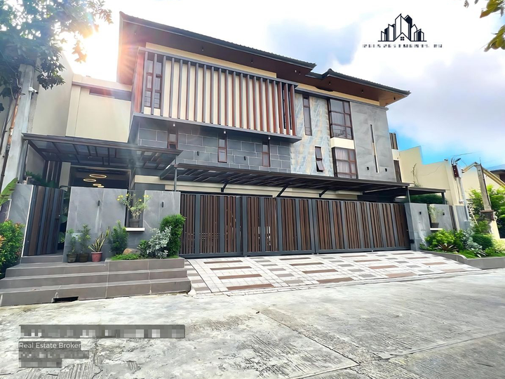 FOR SALE 6-bedroom Single Detached Modern Smart House For Sale in Multinational Village Paranaque