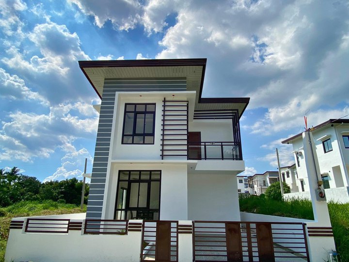 3-bedroom Single Attached House in METROGATE ESTATES  Silang Cavite