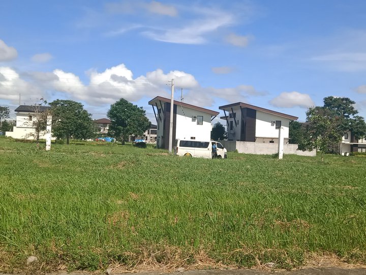 THE SONOMA RENT TO OWN EXCLUSIVE LOT FOR SALE NUVALI STA ROSA LAGUNA