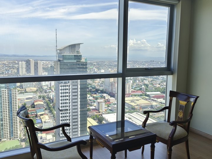 Pre-Owned 136.00 sqm 2-bedroom Residential Condo For Sale in Ortigas Pasig