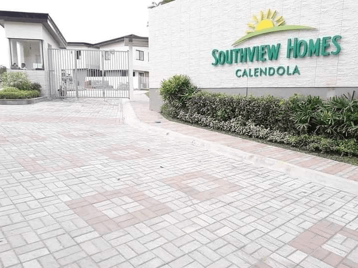 Southview Homes Calendola Near Manila Townhouse and Single Attached