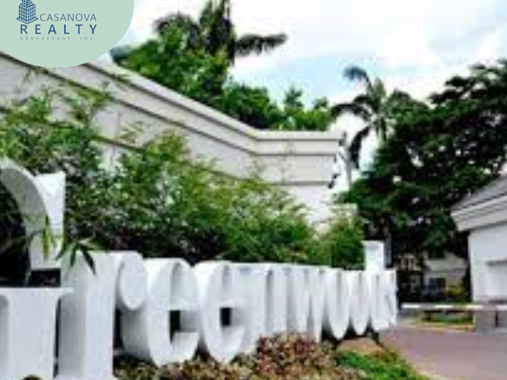 GREENWOODS VILLAGE House For Sale in Dasmarinas Cavite