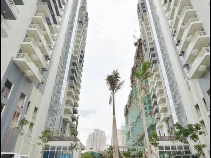 with Freebies Ready For Occupancy 44.80 sqm 1-bedroom Residential Condo For Sale in Pasig near C5