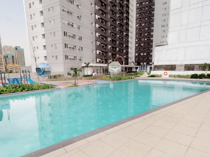 Pasalo 1 Bedroom Unit with Balcony for Sale in Amaia Skies Shaw Mandaluyong