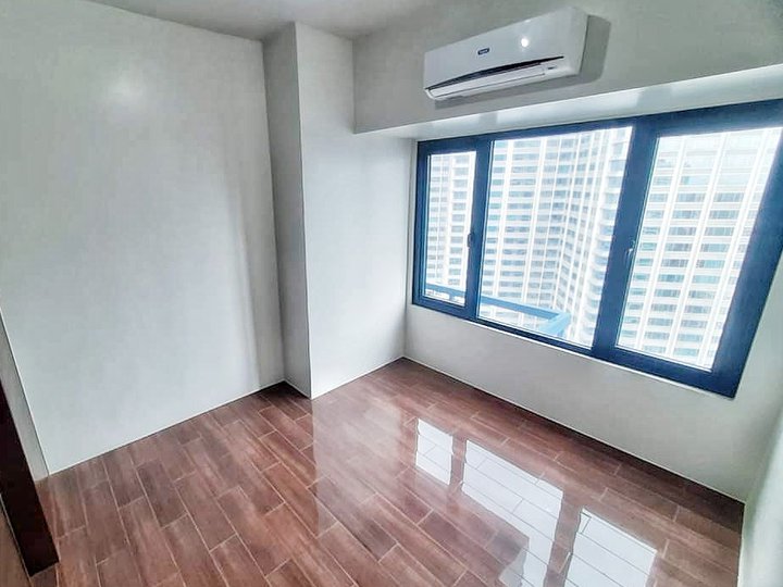 1BR Makati Air Residences re-open unit for Sale