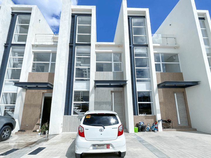 Brand New 3 Bedroom  Townhouse for Sale in Mahogany Place