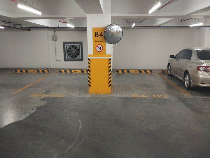 ONE Parking Lot For Sale UPTOWN RITZ BGC CONDO