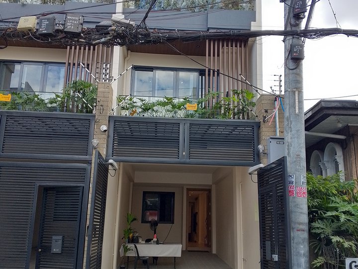5-bedroom RFO# Townhouse For Sale in Mandaluyong Metro Manila