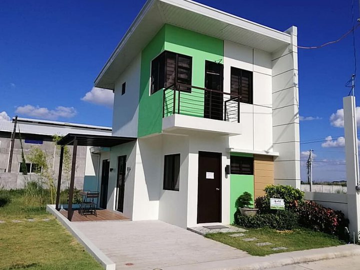 FOR SALE!!! SINGLE ATTACHED HOUSE AND LOT NEAR CLARK AIRPORT